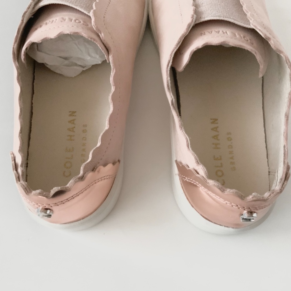 Cole Haan Grand Crosscourt Street Scallop Peach Blush Nubuck/Rose Gold Sneakers - Picture 6 of 8